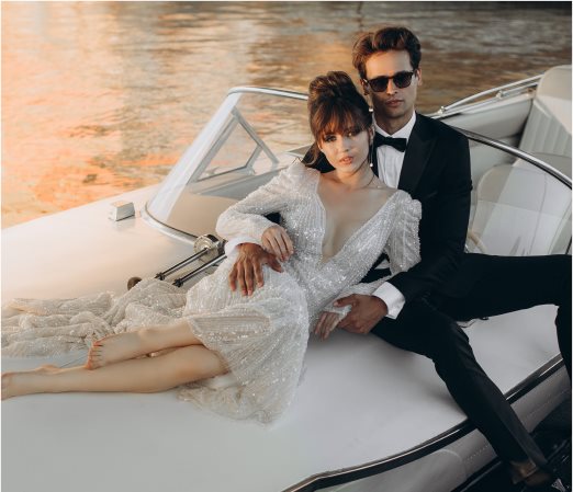 חתן וכלה על יאכטה